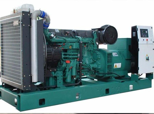 龙里升级现有发电机组的成本大概是多少？