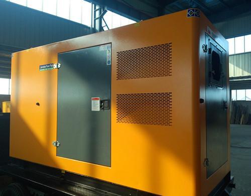 龙里汽油发电机组电瓶电解液的密度应该保持在什么范围？